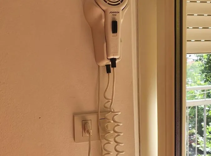 Aramis Hotel 3*